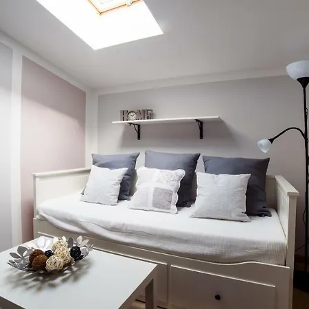 Alluring Bonerowska Street Apartment Krakau